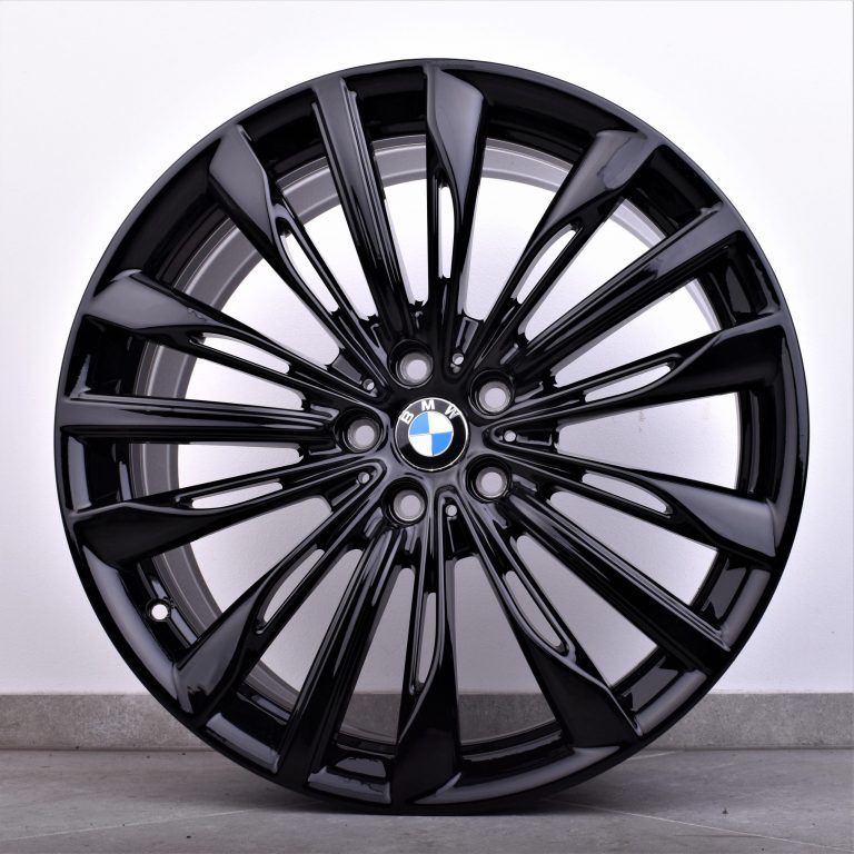 Schwarz pulverbeschichtete BMW-Felge