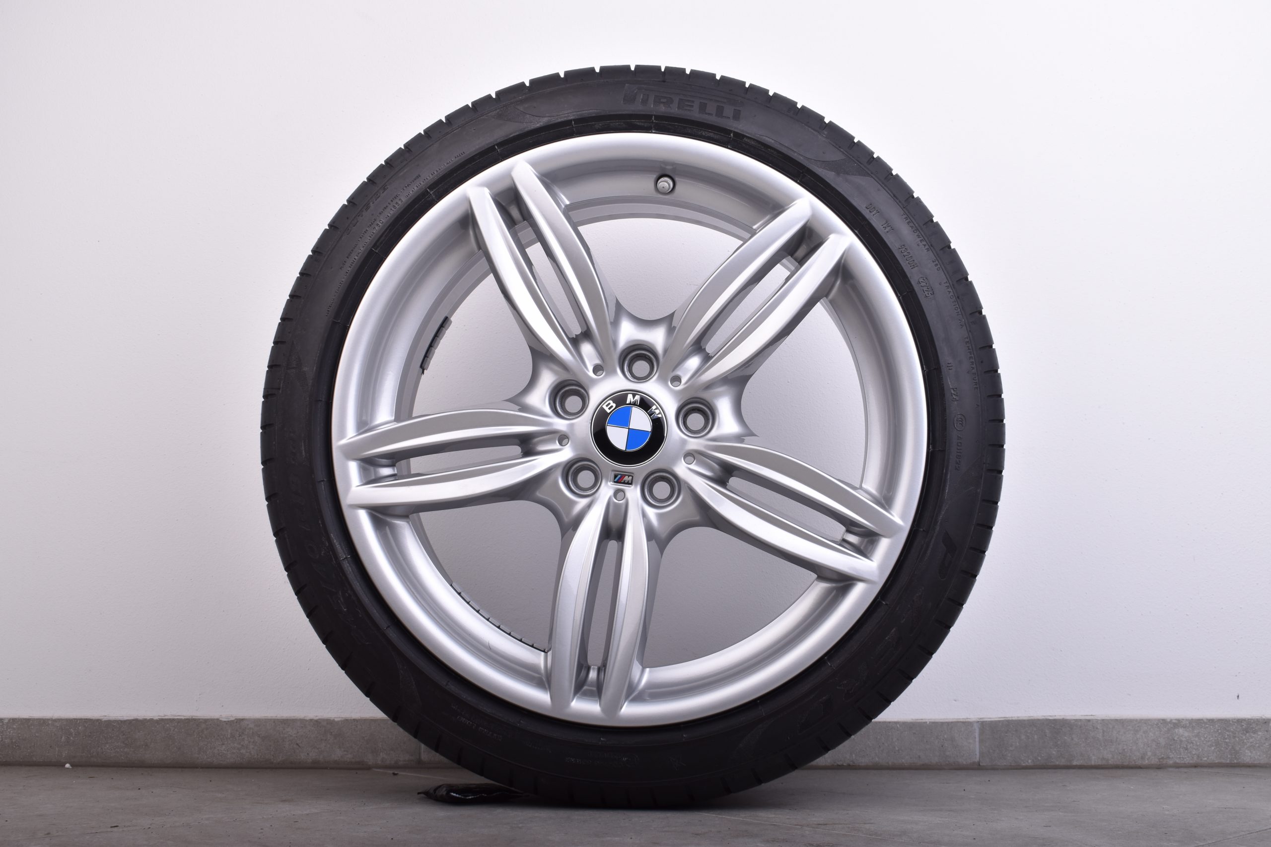BMW_19_Zoll_5er_F11_6er_F12_Raeder_Styling_351_Pirelli