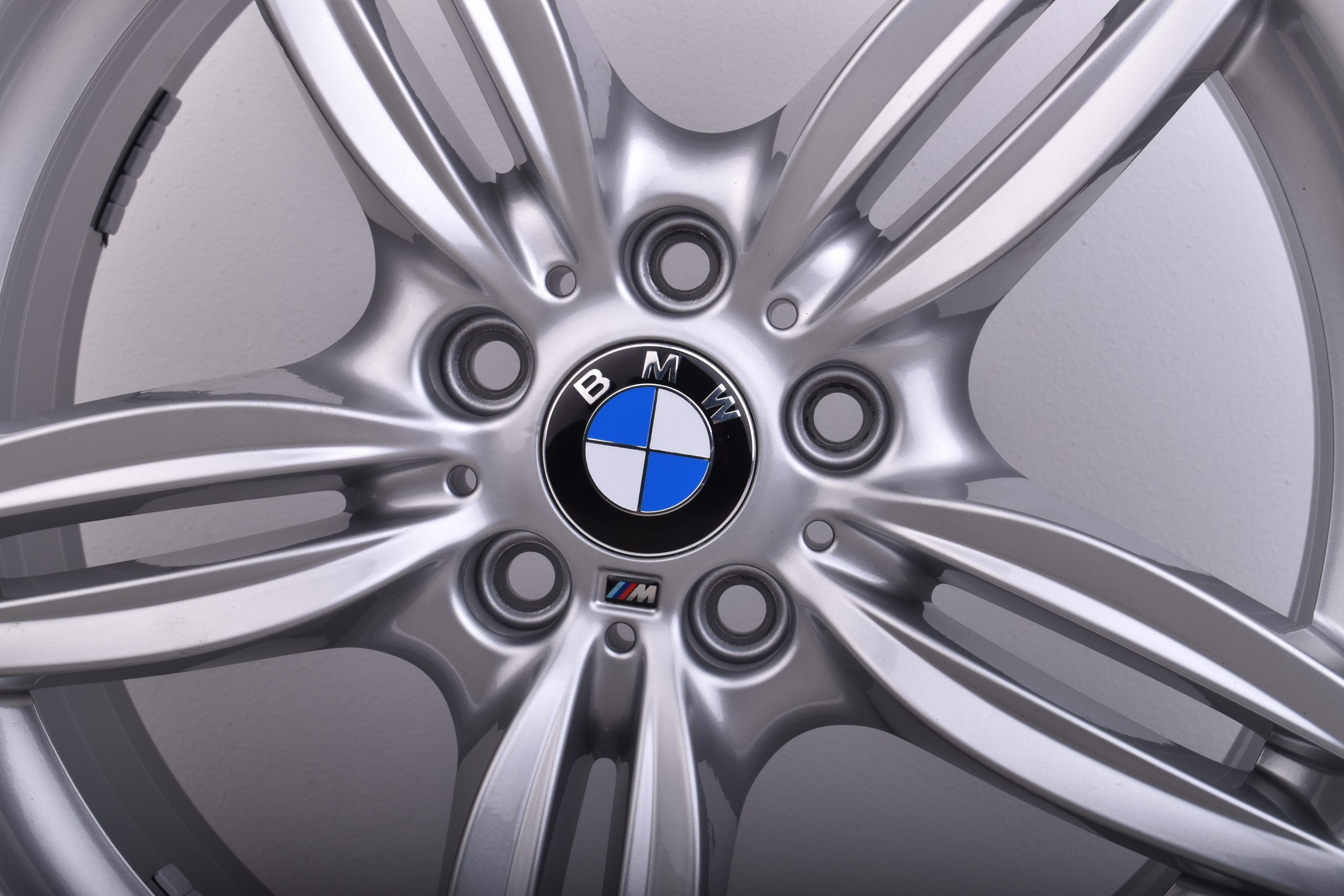 BMW_19_Zoll_5er_F11_6er_F12_Raeder_Styling_351_Pirelli