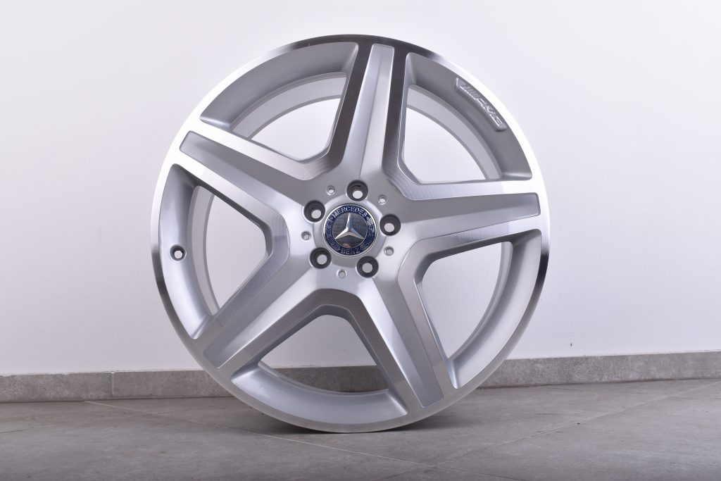 Original_Mercedes_AMG_M_Klasse_ML_166_20_Zoll_Felgen