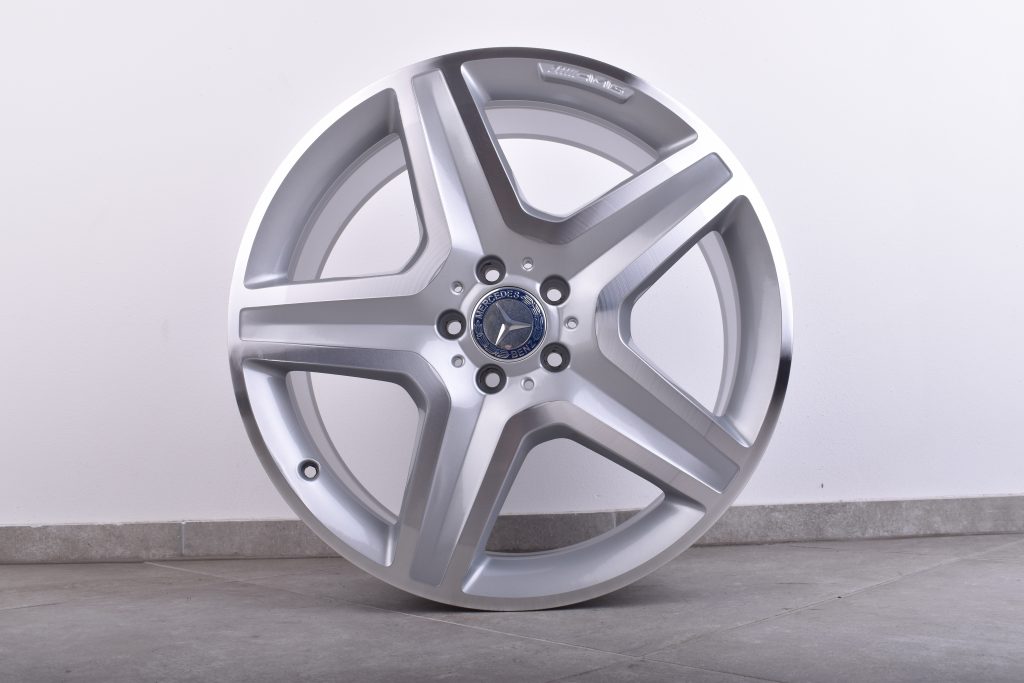 Original_Mercedes_AMG_M_Klasse_ML_166_20_Zoll_Felgen