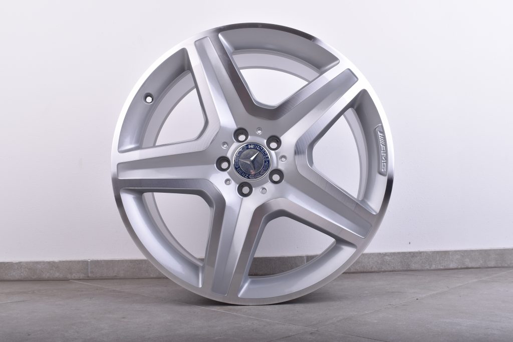 Original_Mercedes_AMG_M_Klasse_ML_166_20_Zoll_Felgen