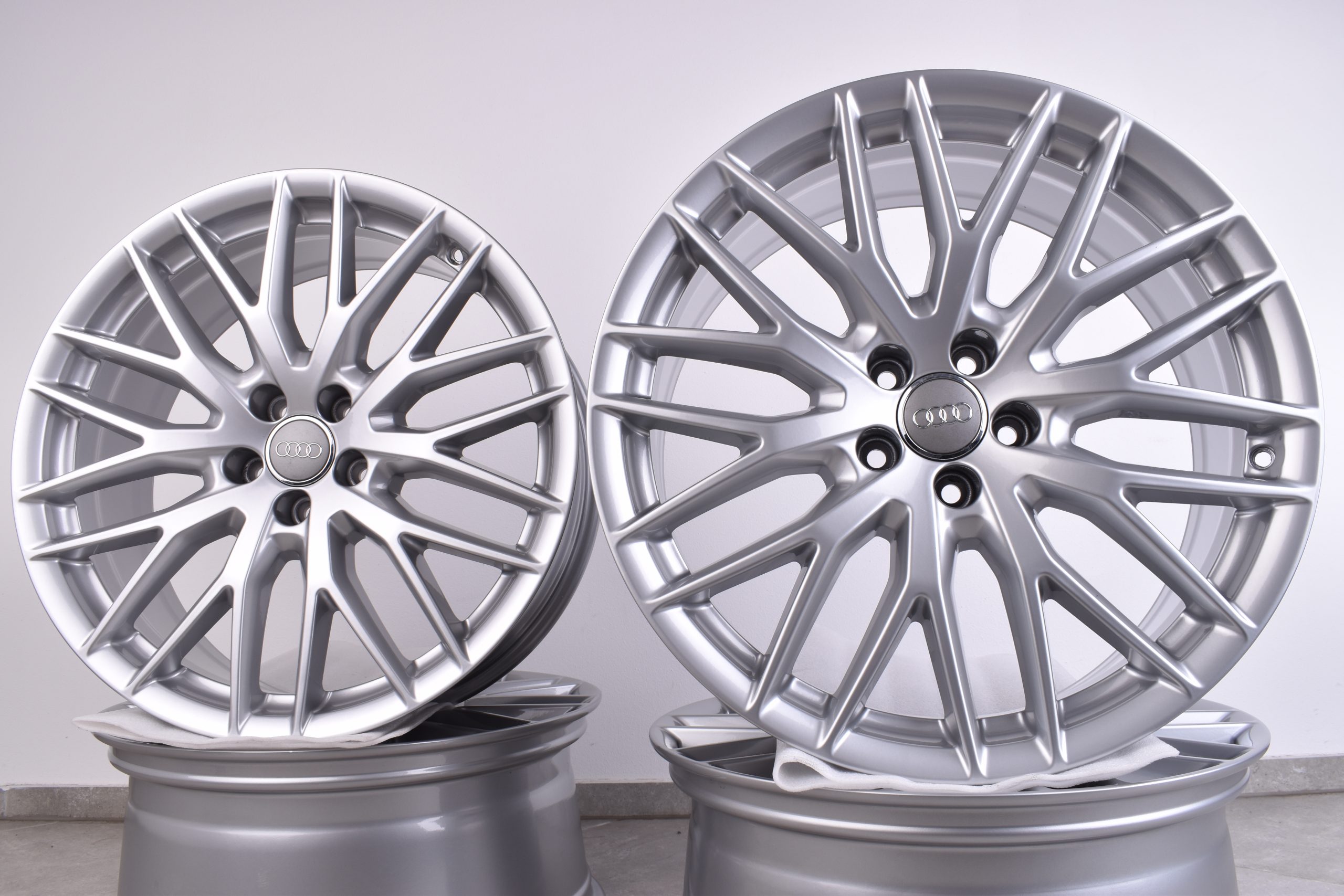 4x Original Audi A6 4G 19 Zoll Alufelgen 10-Y-Speichen Design 1 Original_Audi_A6_4G_19_Zoll_Felgen_10_Y_Speichen