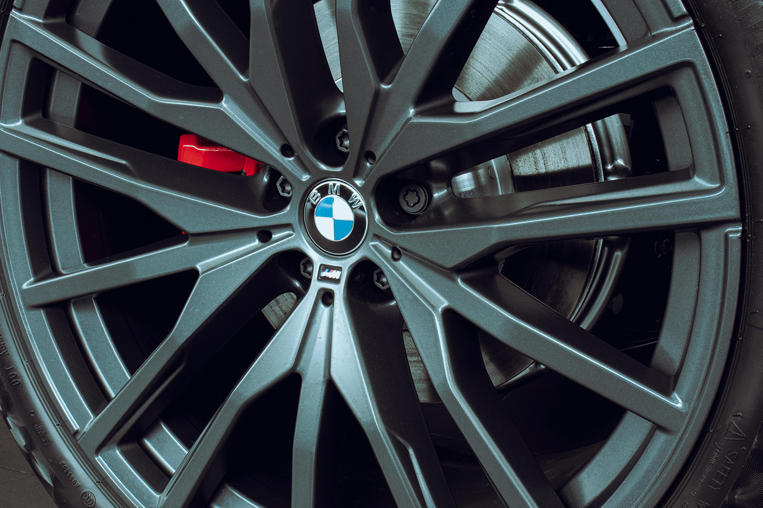 Felgen-Brillant-Felgen-Aufbereitung-DIY-Reperatur