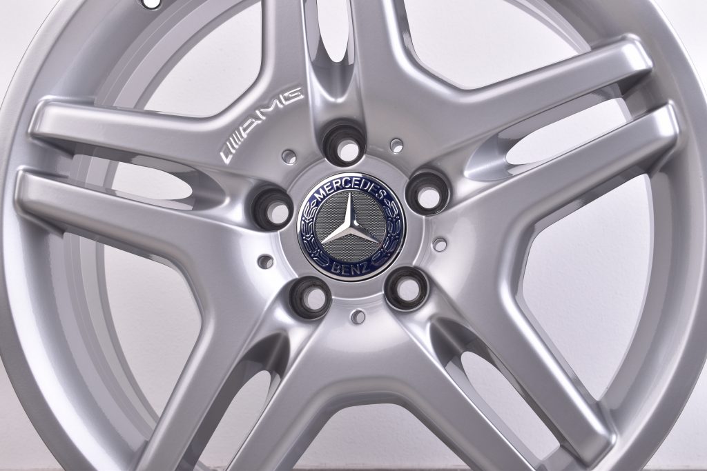 Mercedes_S_Klasse_W220_18_Zoll_Felge_Silber_A2204013502