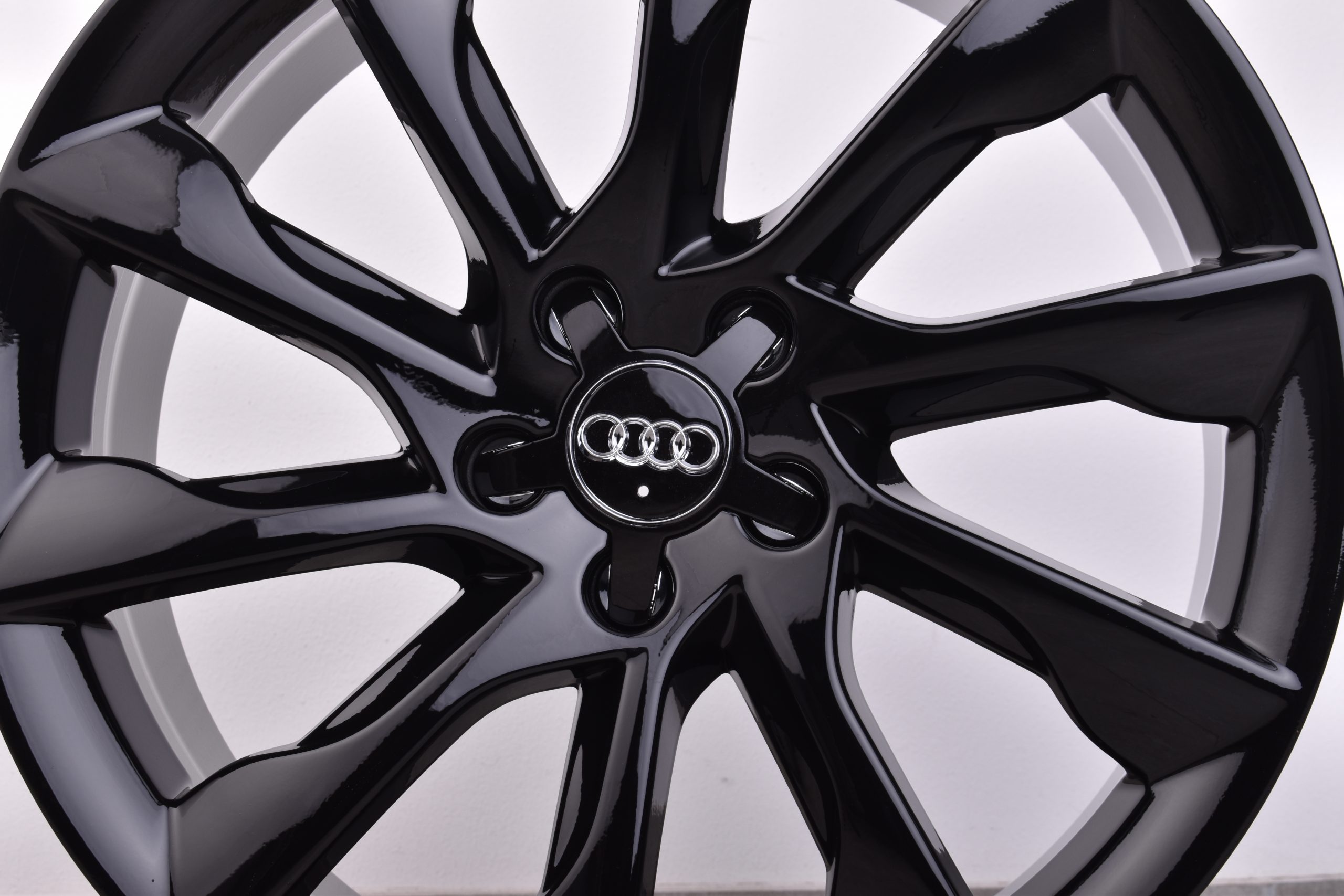 4x Original Audi A5 S5 8T 19 Zoll Felgen / 10-Speichen / Schwarz 6 Original_Audi_A5_S5_8T_19_Zoll_10_Speichen_Felgen_Schwarz