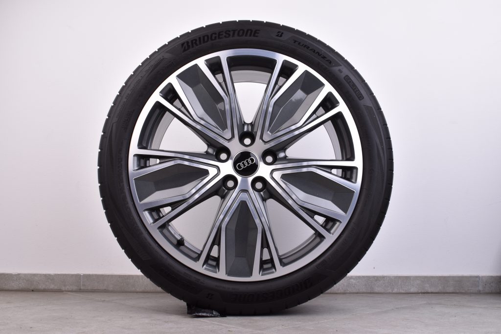Original Audi A5 S5 B10 19 Zoll Felgen/Räder 8B3601025AT – Ansicht 2