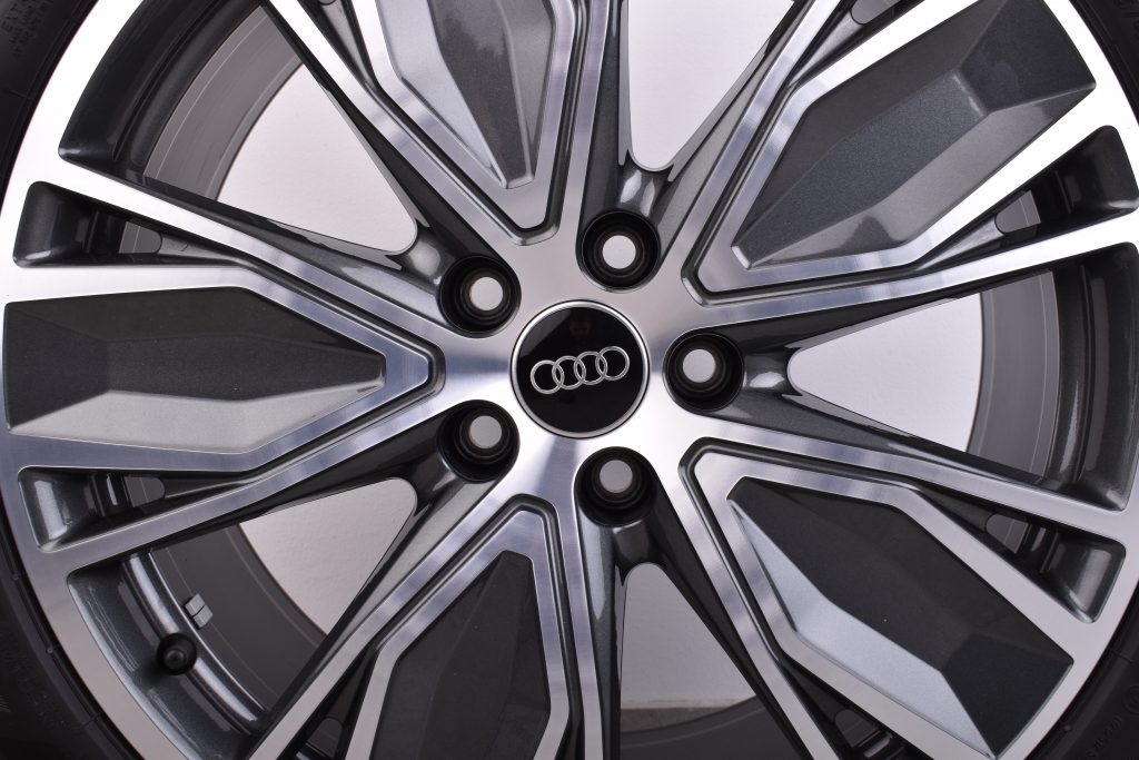 Original Audi A5 S5 B10 19 Zoll Felgen/Räder 8B3601025AT – Ansicht 6