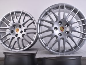 Original_Porsche_Cayenne_RS_Spyder_20_Zoll_Felgen_Silber