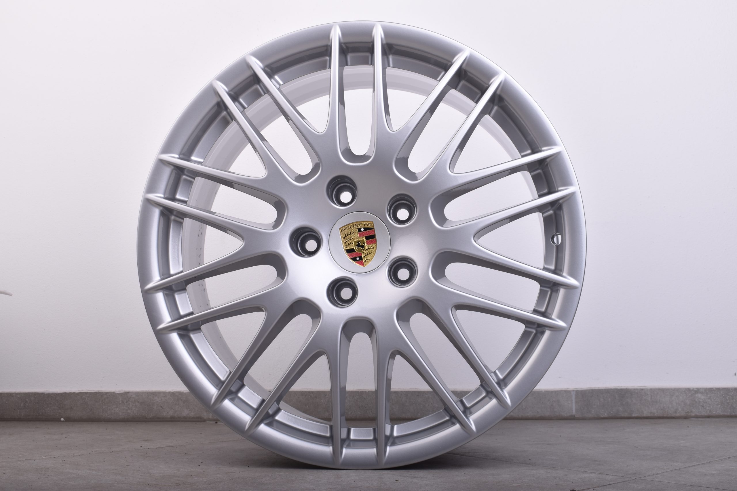 Original_Porsche_Cayenne_RS_Spyder_20_Zoll_Felgen_Silber