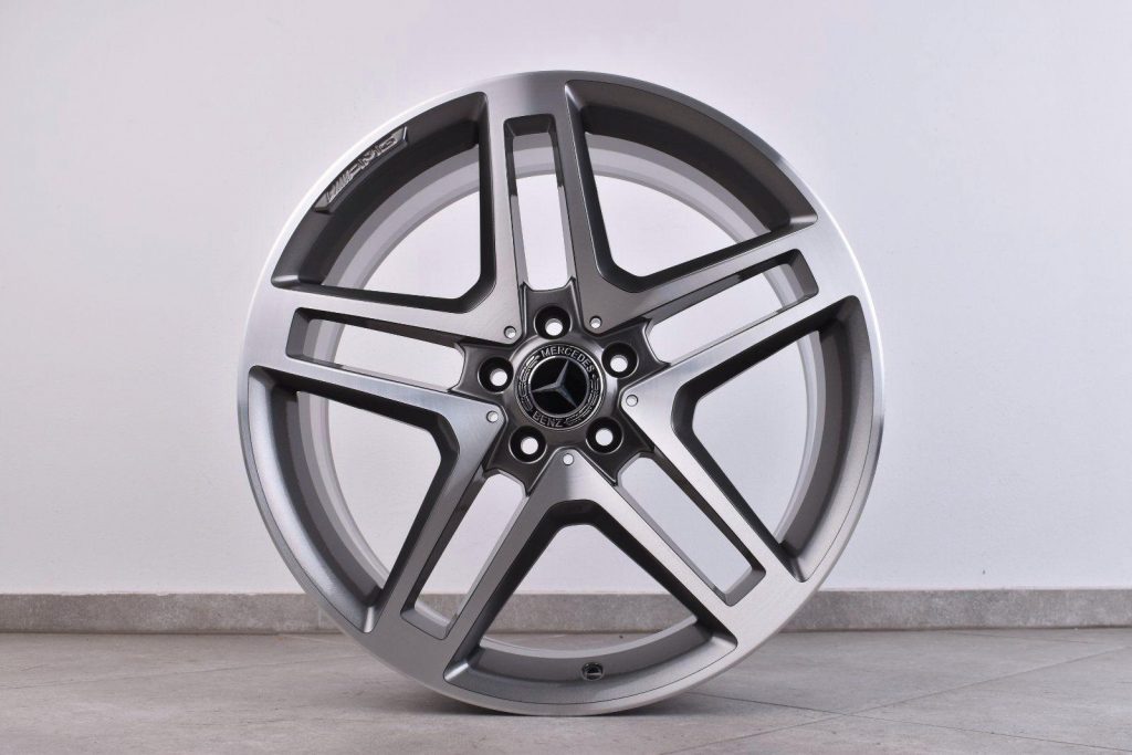 Mercedes AMG 20 Zoll GLK Klasse X204 Felgen Himalaya Grau – Ansicht 4