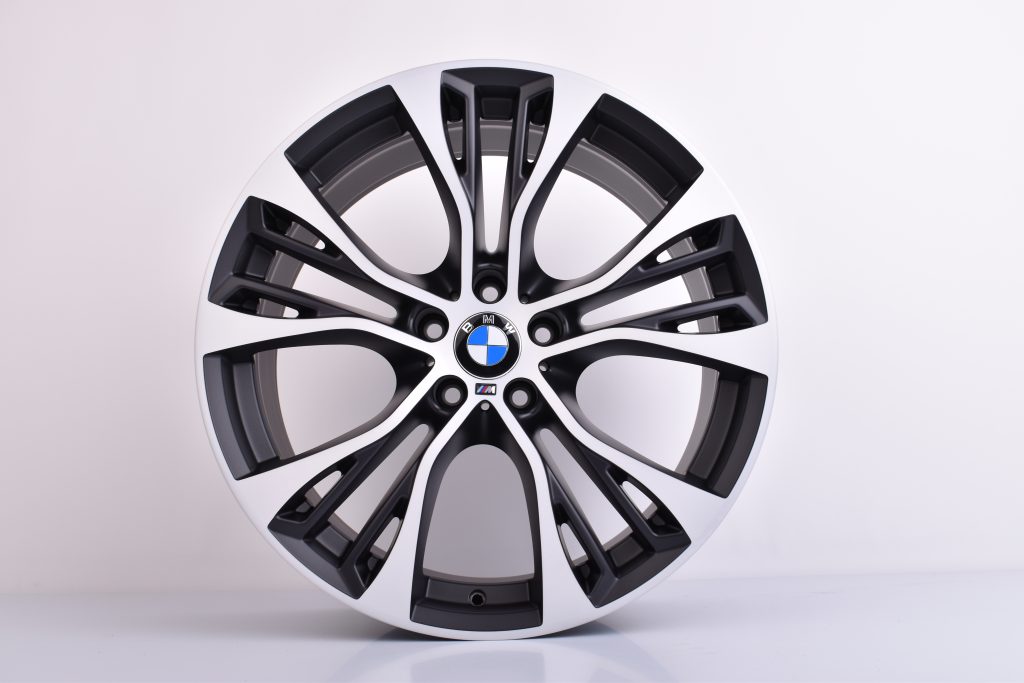 Original BMW X5 F15 X6 F16 21 Zoll Styling M599 Felgen Schwarz Seidenmatt – Ansicht 4