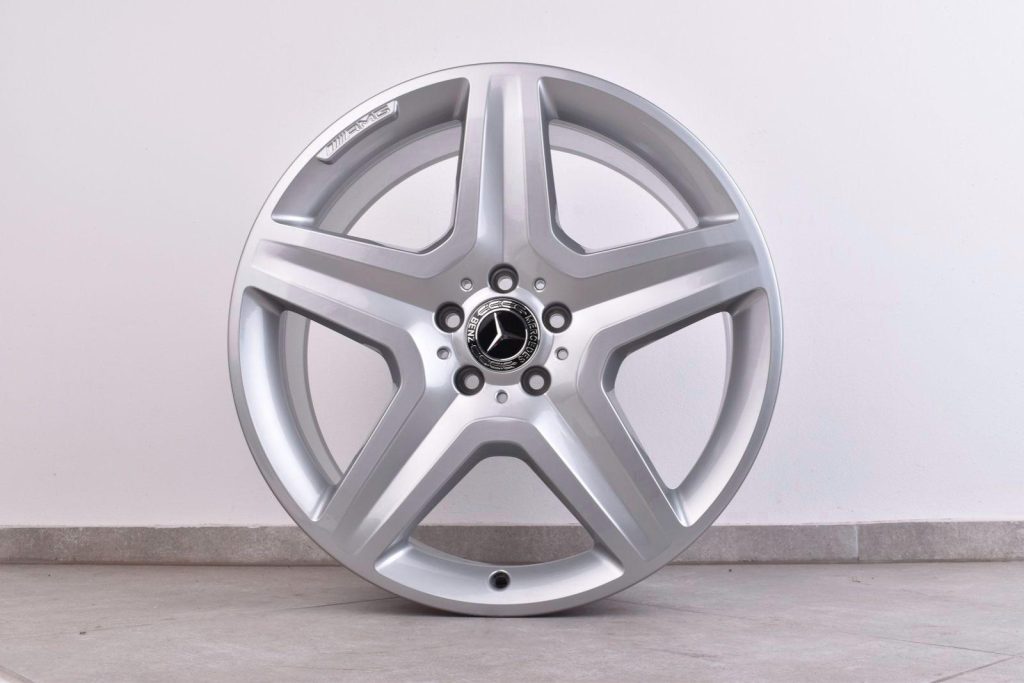Original Mercedes AMG M Klasse ML W166 20 Zoll Felgen 9J ET57 Silber – Ansicht 2