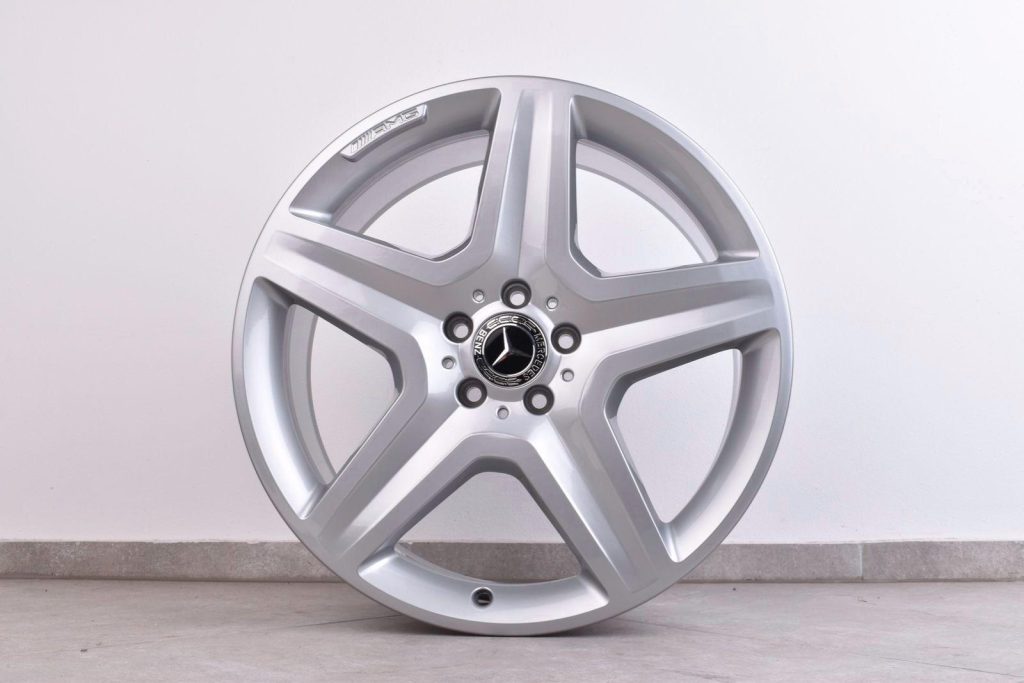 Original Mercedes AMG M Klasse ML W166 20 Zoll Felgen 9J ET57 Silber – Ansicht 3