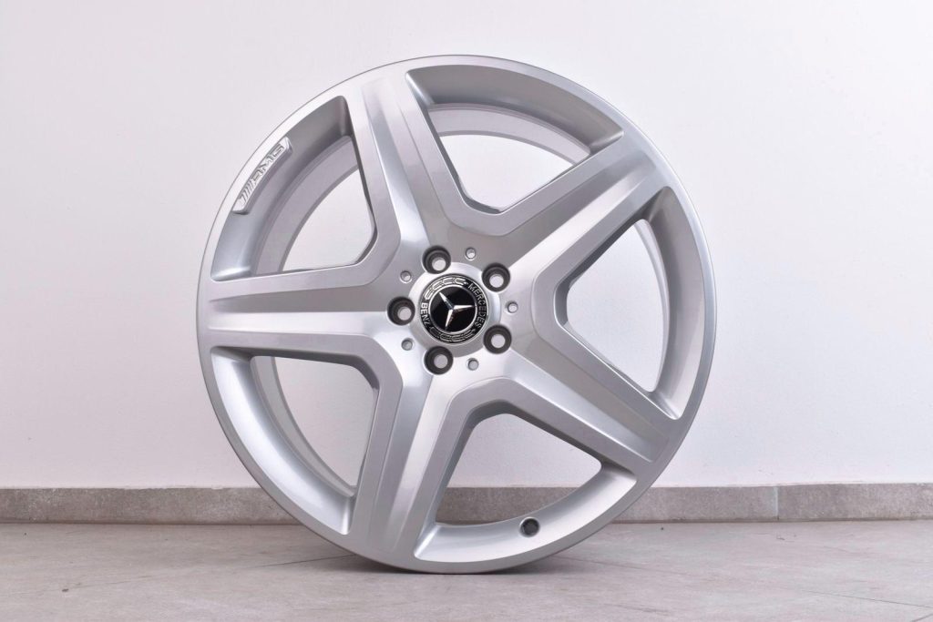 Original Mercedes AMG M Klasse ML W166 20 Zoll Felgen 9J ET57 Silber – Ansicht 4