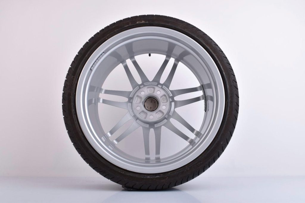 Original Audi A5 S5 8T 20 Zoll Sommerräder Pirelli P Zero 9J ET29 – Ansicht 6